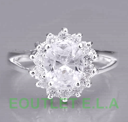 BLING BLING SPARKLING CZ CLUSTER SILVER RING-SIZE 8